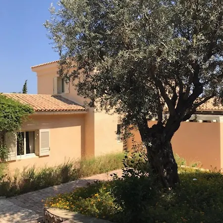 Vila Villa Porto Cheli *