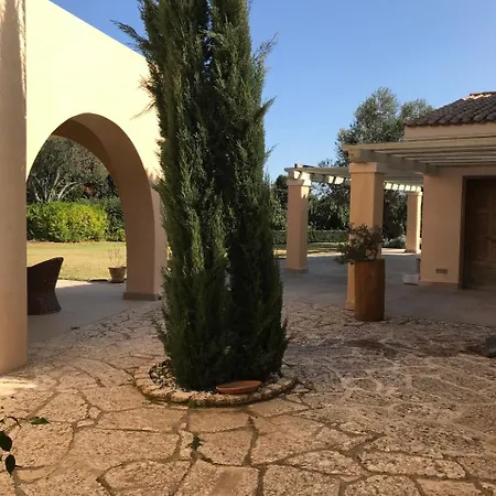 Villa Porto Cheli *